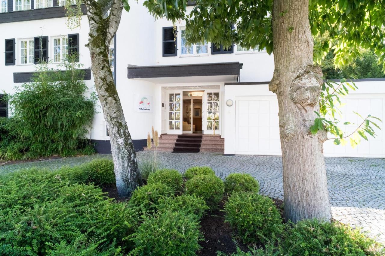 Hotel Villa Im Park Dusseldorf Bagian luar foto